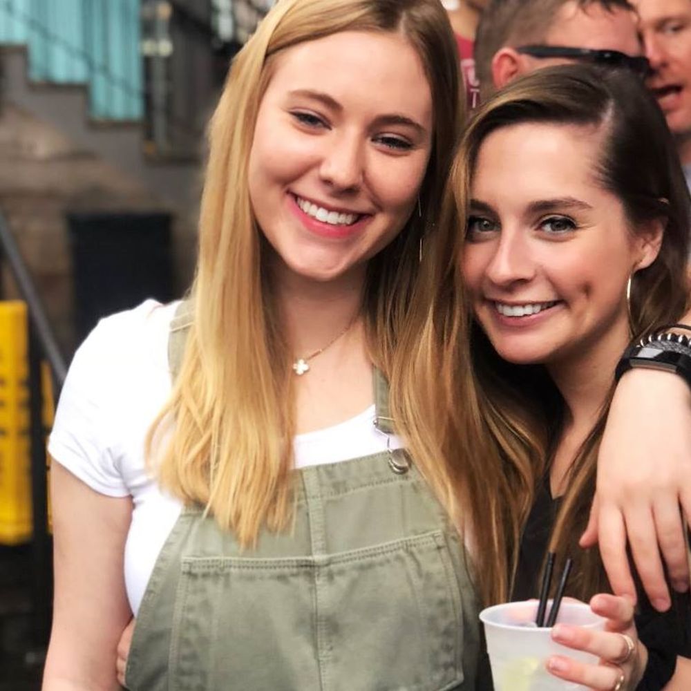 Meet your Posher, Caitlyn